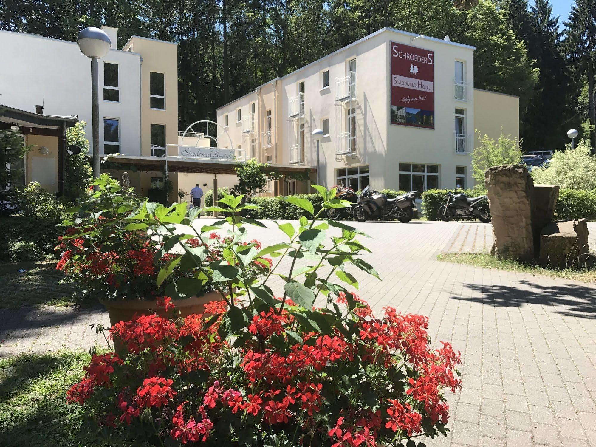 Schroeders Stadtwaldhotel Trier Exterior photo